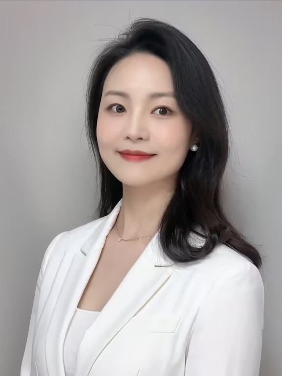 黄妍（Susan）